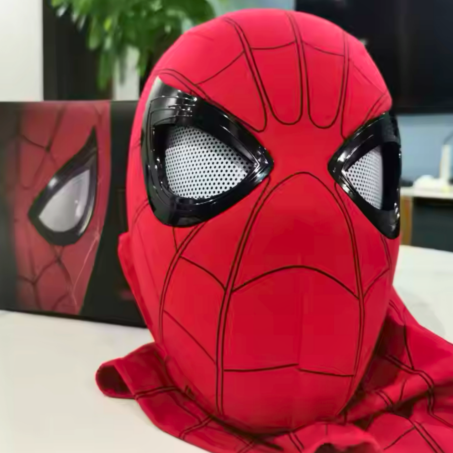 T.H. Spider-Man Blinking Mask